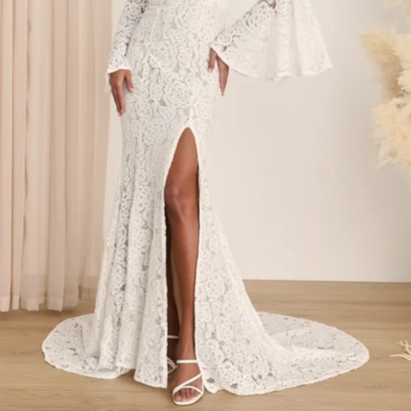 Duchess Ivory Lace Bell Sleeve Maxi Dress - Picture 10 of 10